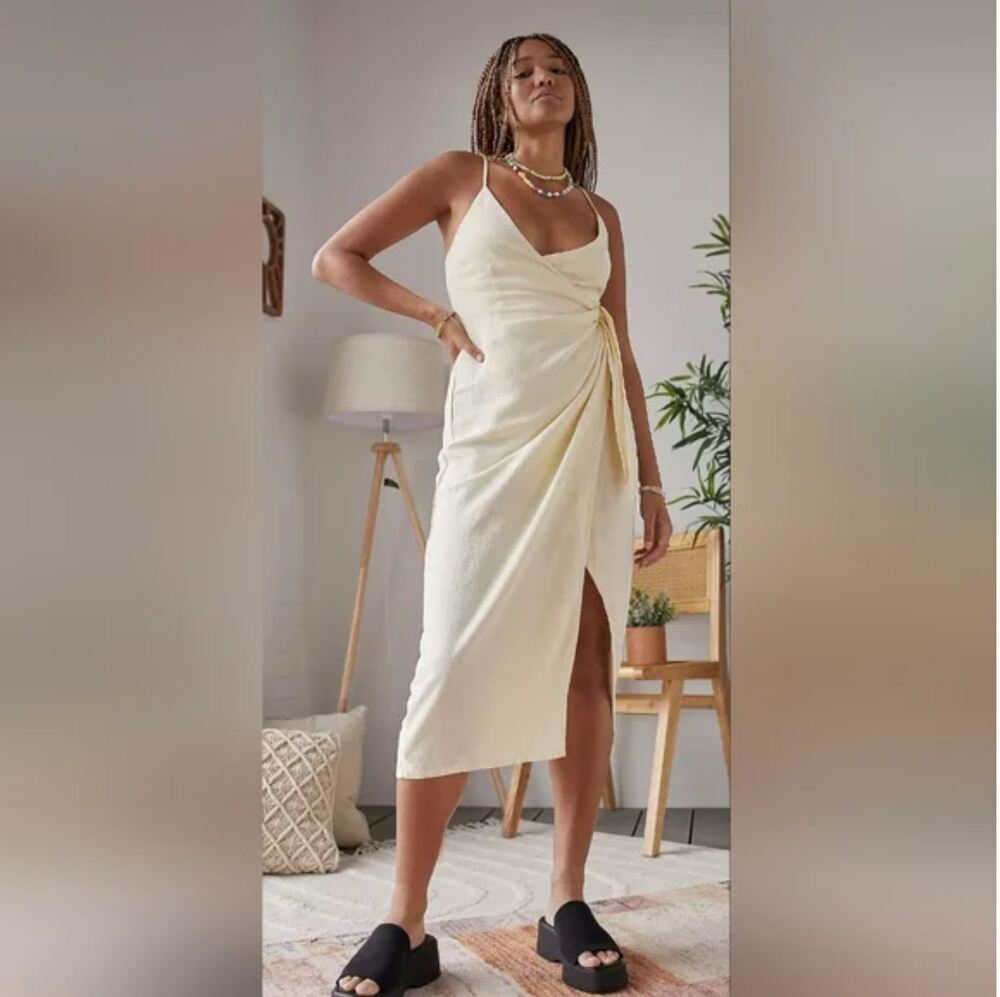 Urban Outfitters Yellow Linen Blend Wrap Midi Dress Small Surplice Neck Flashing